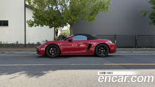 Porsche Cayman 2019 thumb 11