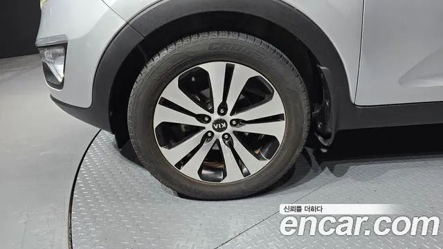 Kia Sportage 2010 thumb 5