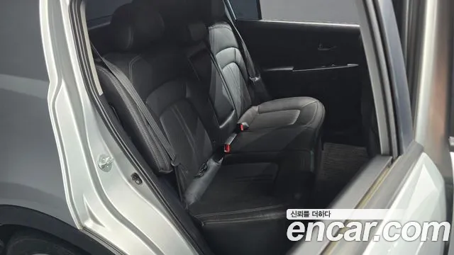 Kia Sportage 2010 thumb 11