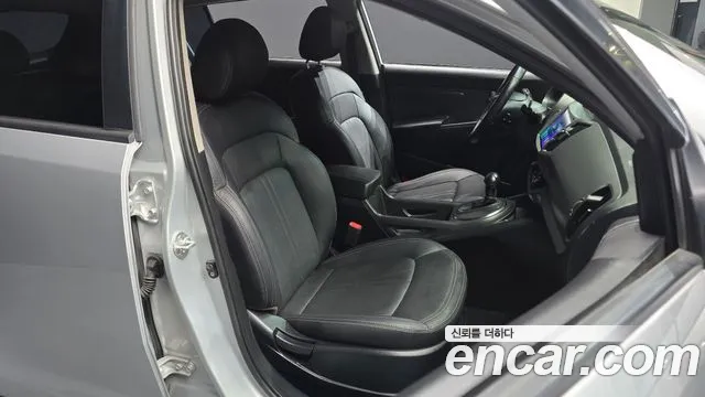 Kia Sportage 2010 thumb 12