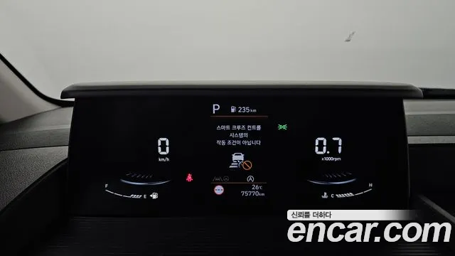 Hyundai Staria 2024 thumb 8
