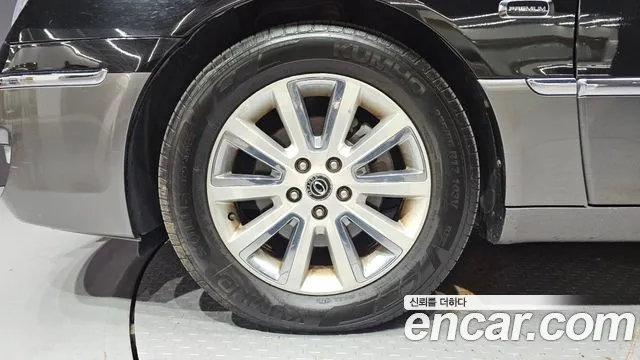 Kia Opirus 2009 thumb 5