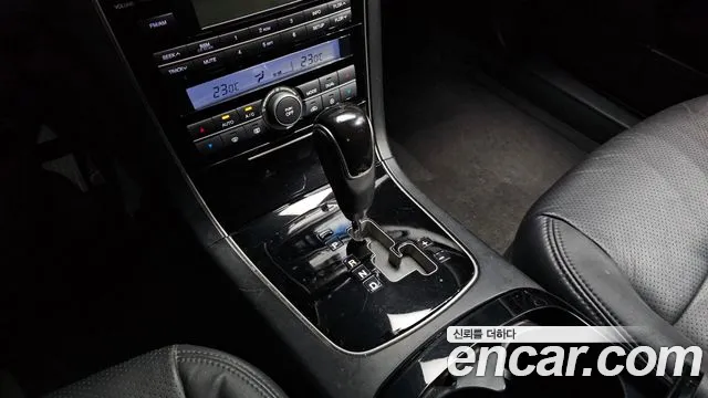 Kia Opirus 2009 thumb 9