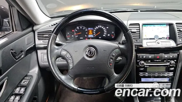 Kia Opirus 2009 thumb 12