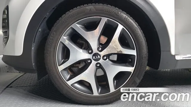 Kia Sportage 2016 thumb 5