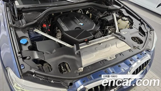 BMW X4 2019 thumb 6