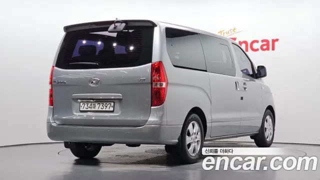 Hyundai Starex 2018 thumb 2