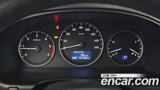 Hyundai Starex 2018 thumb 8