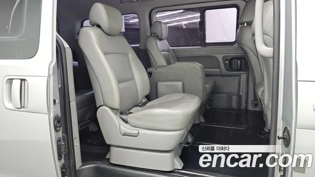 Hyundai Starex 2018 thumb 11