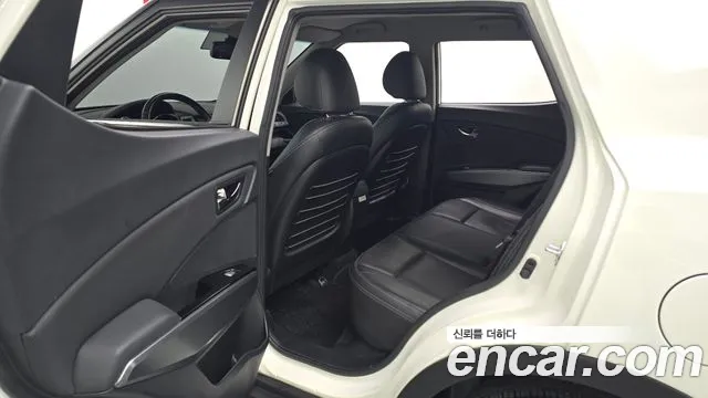 KG_Mobility_Ssangyong TIBOLI 2019 thumb 11
