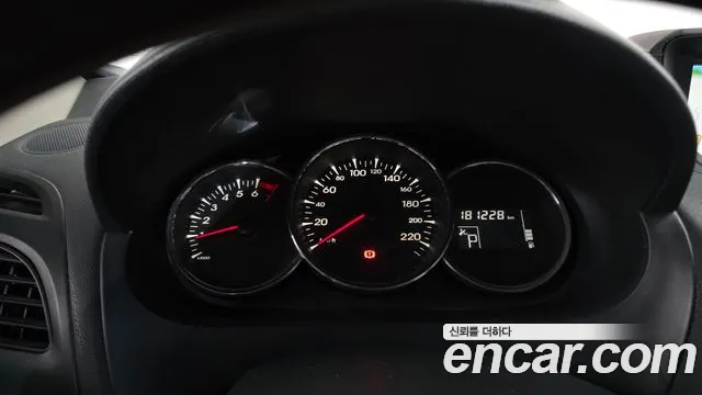 Renault-KoreaSamsung Fluence 2011 thumb 8