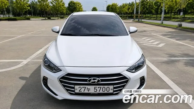 Hyundai Avante 2017 thumb 4