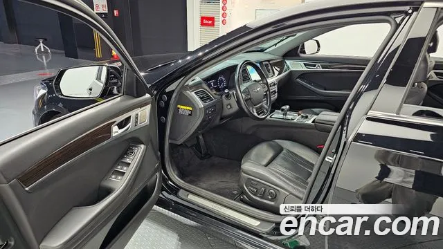 Genesis G80 2016 thumb 10