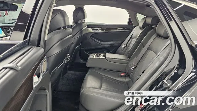 Genesis G80 2016 thumb 12