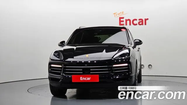 Porsche Cayenne 2019 thumb 3