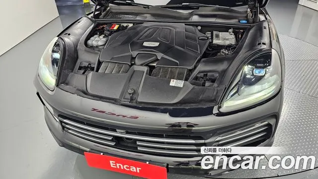 Porsche Cayenne 2019 thumb 6