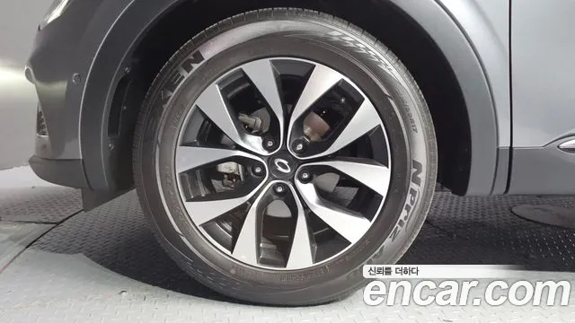 Renault-KoreaSamsung Arkana 2022 thumb 5