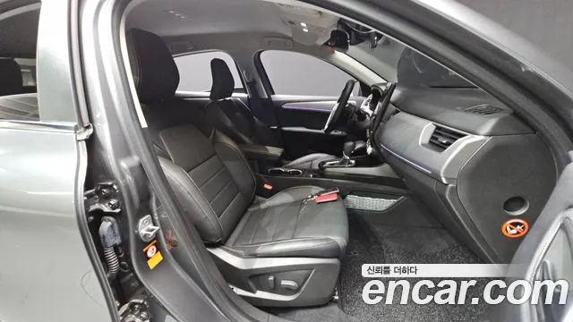 Renault-KoreaSamsung Arkana 2022 thumb 12