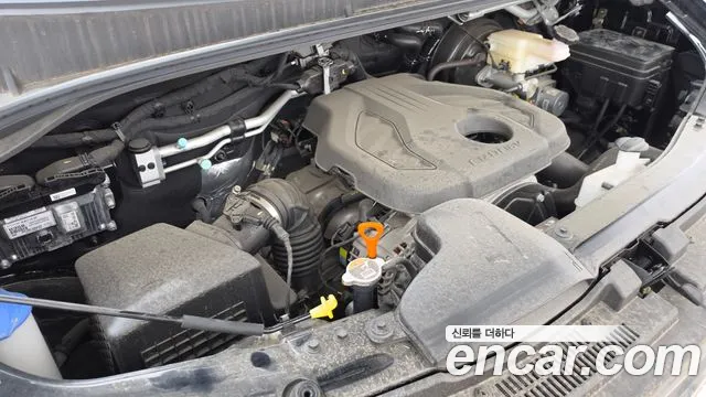 Hyundai Staria 2024 thumb 6