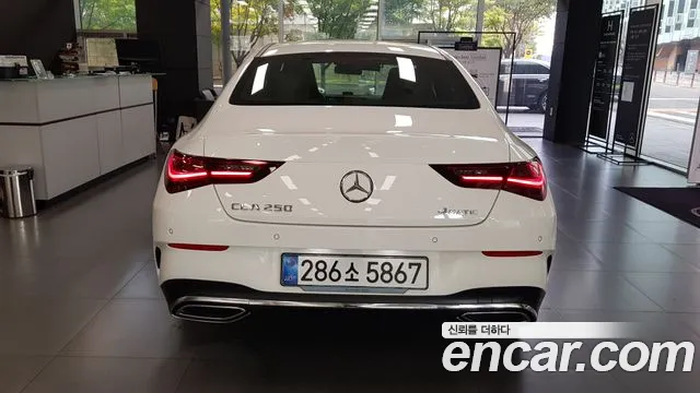 Mercedes-Benz CLA 2026 thumb 4