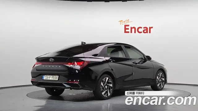 Hyundai Avante 2021 thumb 2