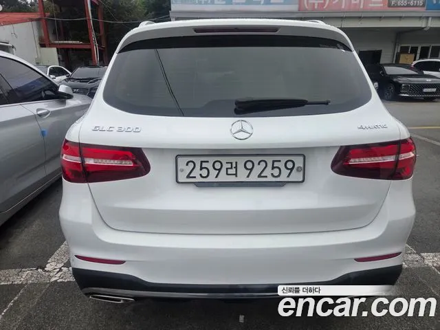 Mercedes-Benz GLC 2019 thumb 3