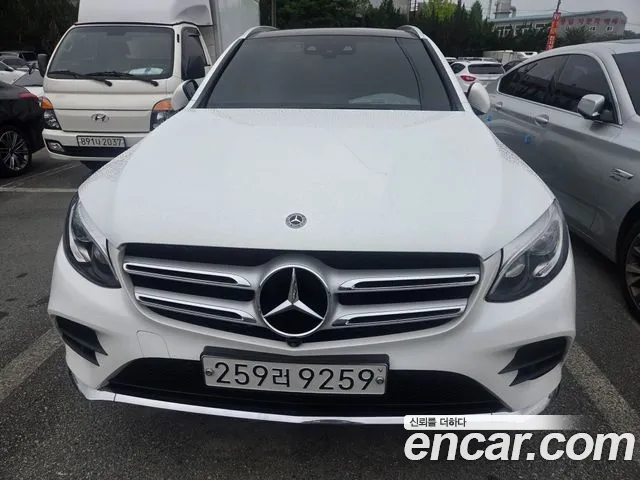 Mercedes-Benz GLC 2019 thumb 12