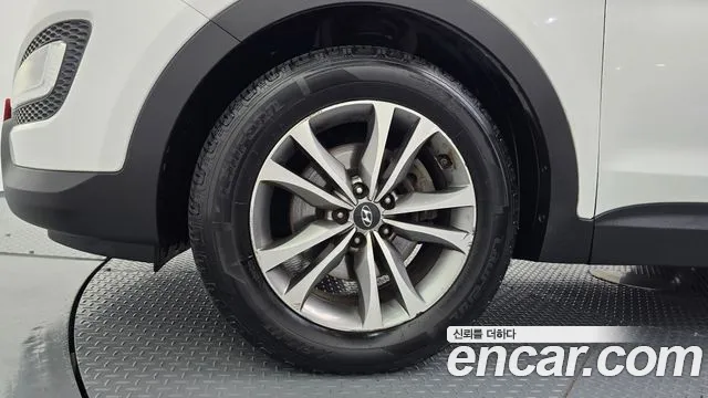 Hyundai Santa Fe 2014 thumb 5