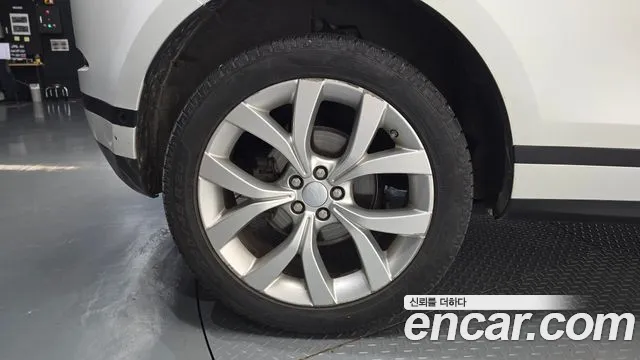 Land Rover Range Rover Evoque 2019 thumb 5