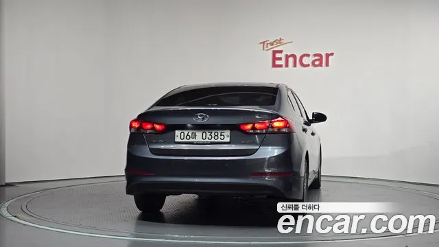 Hyundai Avante 2016 thumb 4