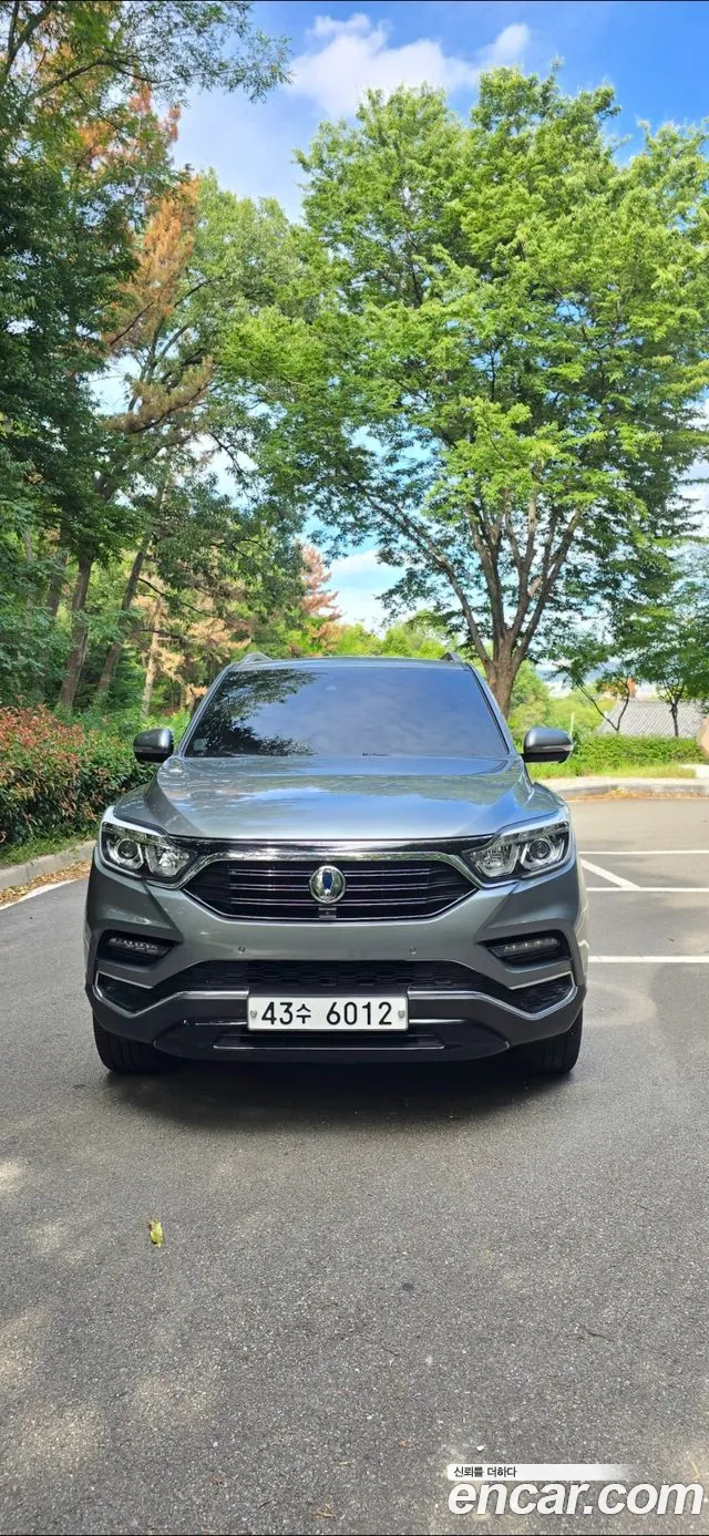 KG_Mobility_Ssangyong Rexton 2017 thumb 2