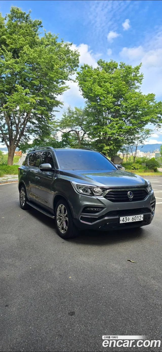 KG_Mobility_Ssangyong Rexton 2017 thumb 3