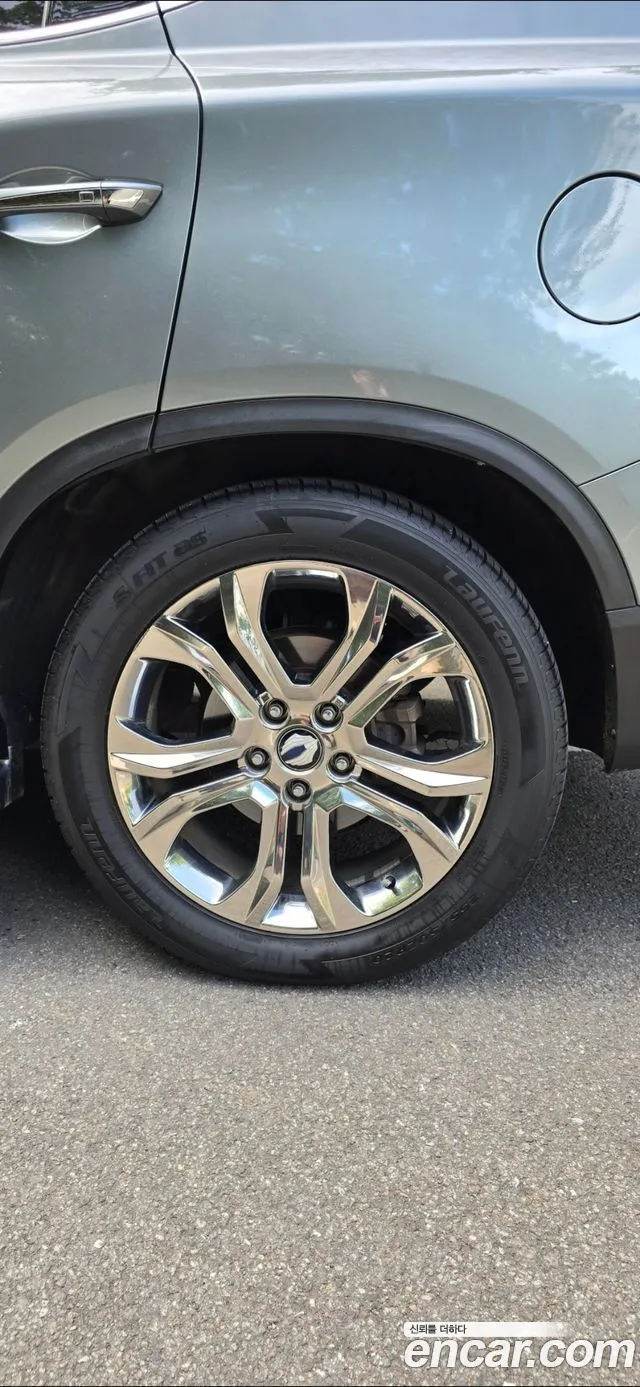 KG_Mobility_Ssangyong Rexton 2017 thumb 7