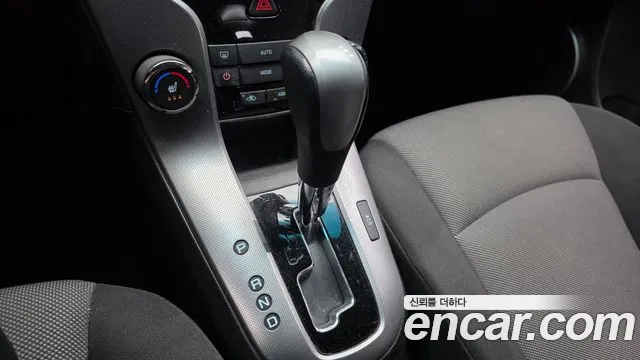 ChevroletGMDaewoo Lacetti 2010 thumb 9