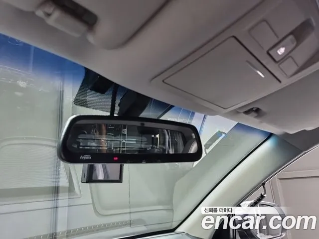 KG_Mobility_Ssangyong Rexton 2018 thumb 6