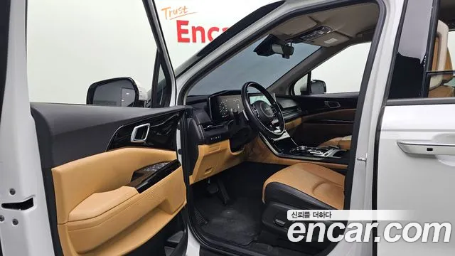 Kia Carnival 2021 thumb 10