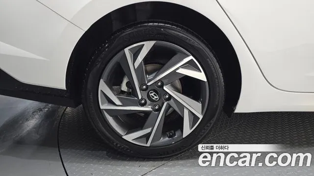 Hyundai Avante 2023 thumb 5