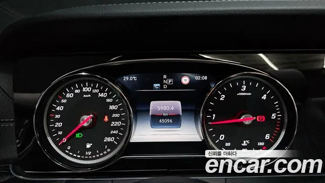 Mercedes-Benz E-Класс 2018 thumb 8