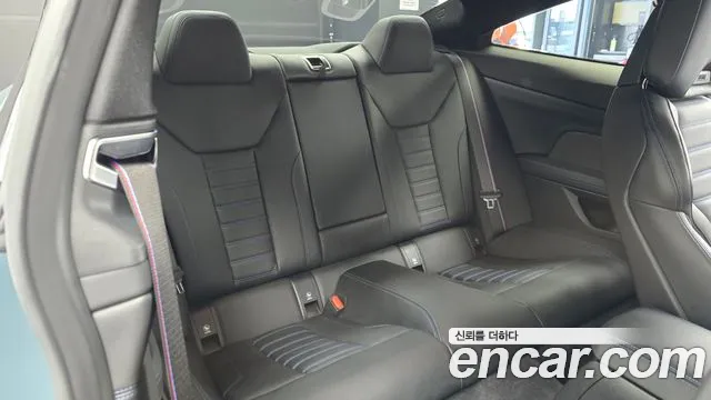 BMW 4-Series 2026 thumb 11
