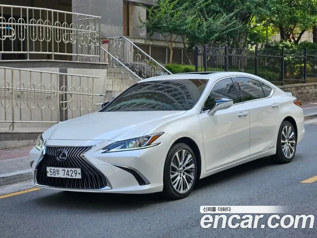 Lexus ES 2019 thumb 11