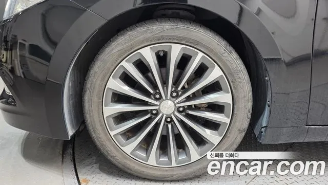 Hyundai Grandeur 2013 thumb 5
