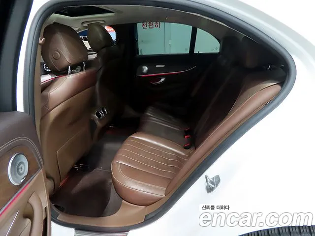 Mercedes-Benz E-Класс 2016 thumb 7