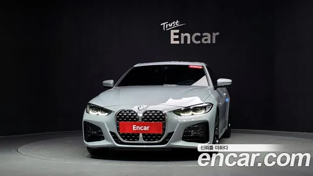 BMW 4-Series 2022 thumb 2