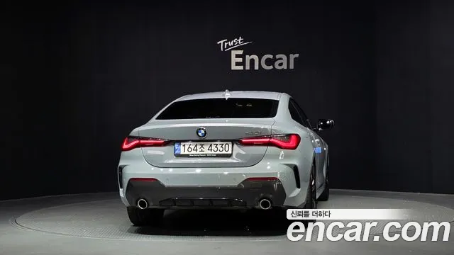 BMW 4-Series 2022 thumb 3