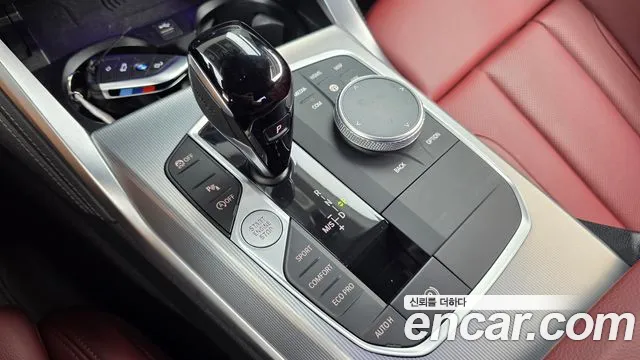 BMW 4-Series 2022 thumb 8
