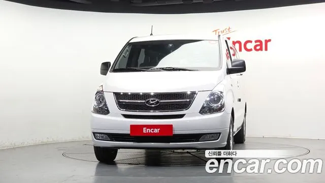 Hyundai Starex 2015 thumb 3