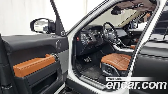 Land Rover Range Rover Sport 2017 thumb 10
