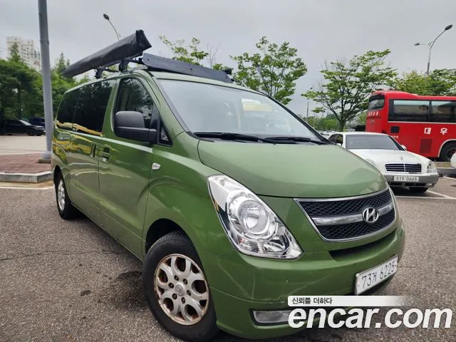 Hyundai Starex 2010 thumb 2