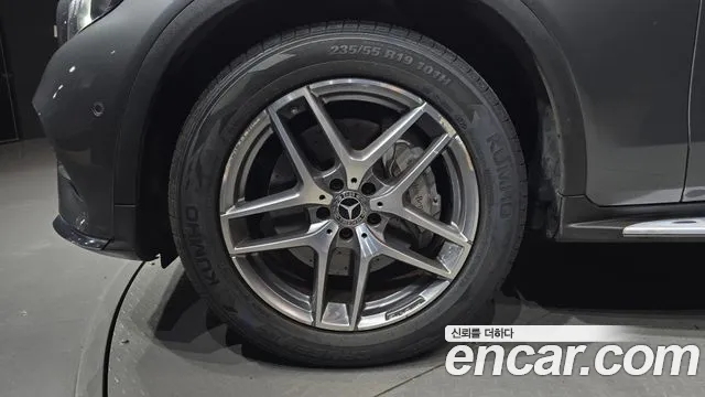 Mercedes-Benz GLC 2017 thumb 5