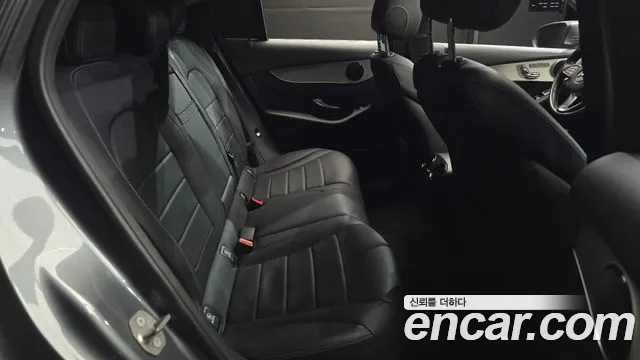 Mercedes-Benz GLC 2017 thumb 11